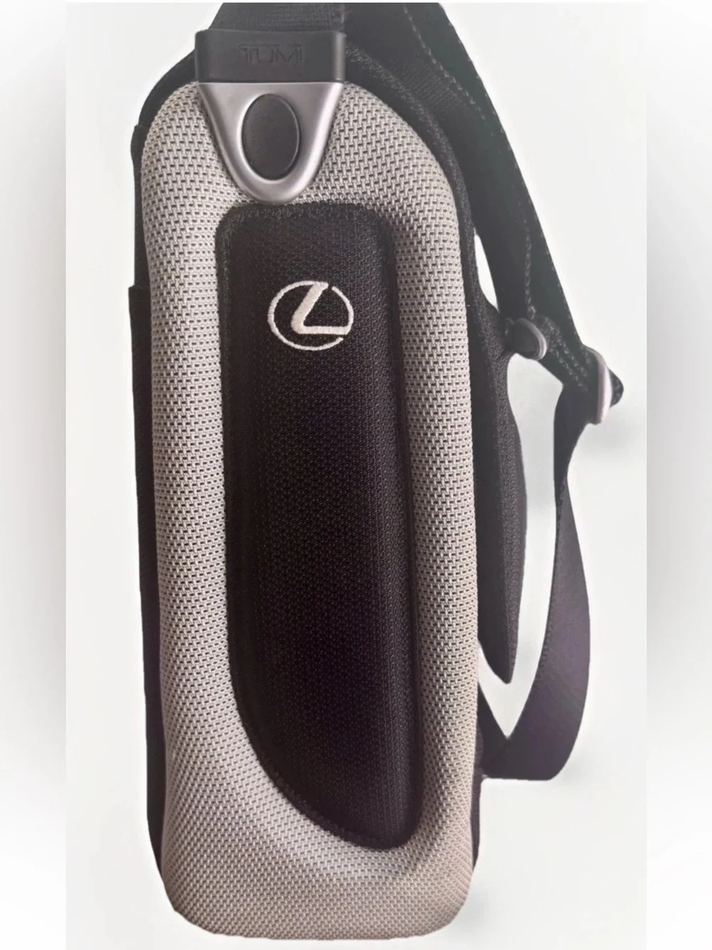 🏁TUMI🏁T3 LEXUS STRUCTURED ORGANIZER TRAVEL POCKET REMOVEABLE STRAP MESSENGER BAG
